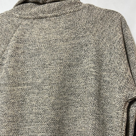 Zara Gray Cardigan with Shawl Collar and Open Front - Picture 3 of 6